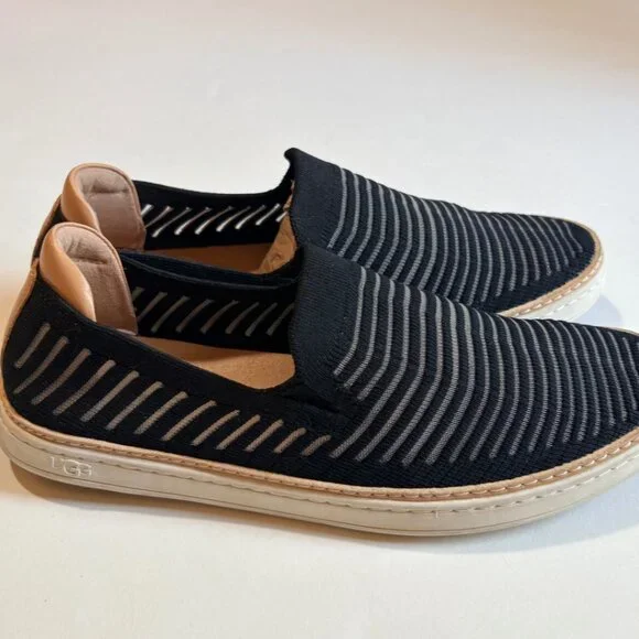 UGG Sammy Breeze Slip On Sneaker Women 8.5 Black Knit Stripe Comfort Casual Shoe - Picture 12 of 15